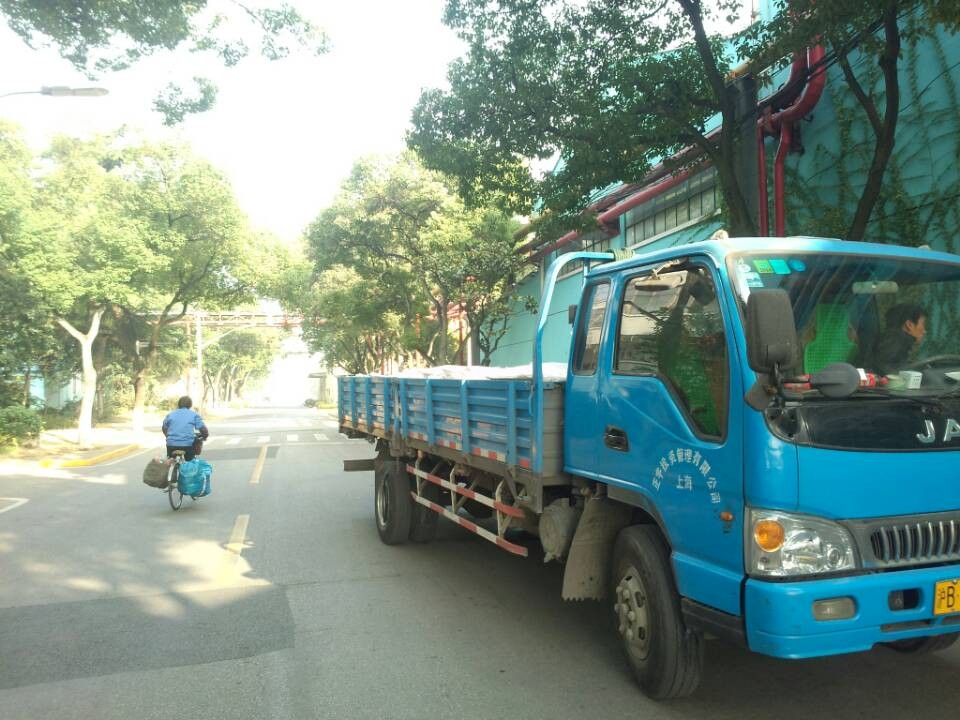 送货师傅已抵达上海锅炉厂